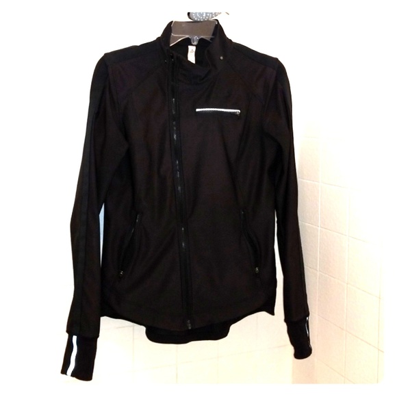 Lululemon tech wear softshell jacket WaterResist 6 - Picture 2 of 8